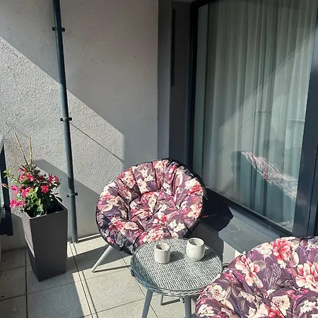 Апартаменты With Balcony And Parking, Danube & View Братислава